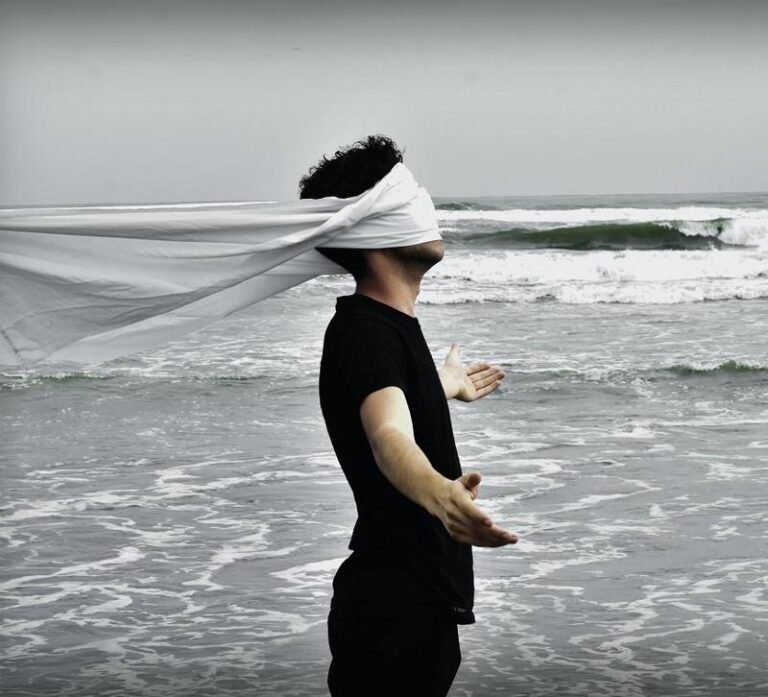 Czym jest odcięcie w samochodzie i jak wpływa na jego działanie?