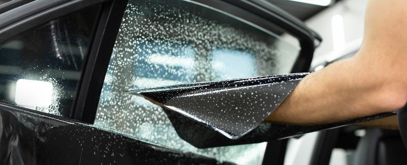 Przepisy przyciemniania szyb w Polsce