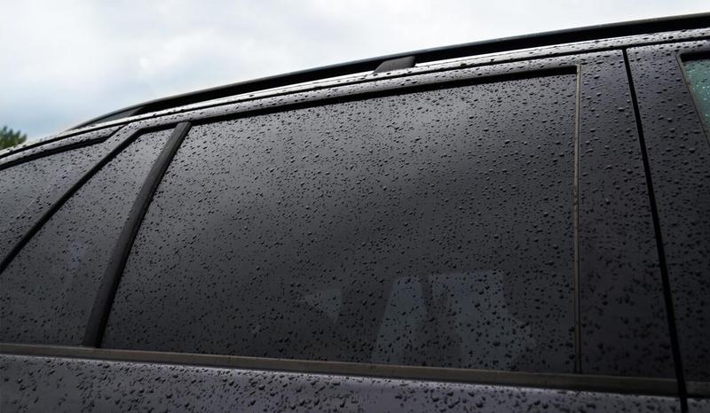 Przyciemnianie szyb w samochodzie