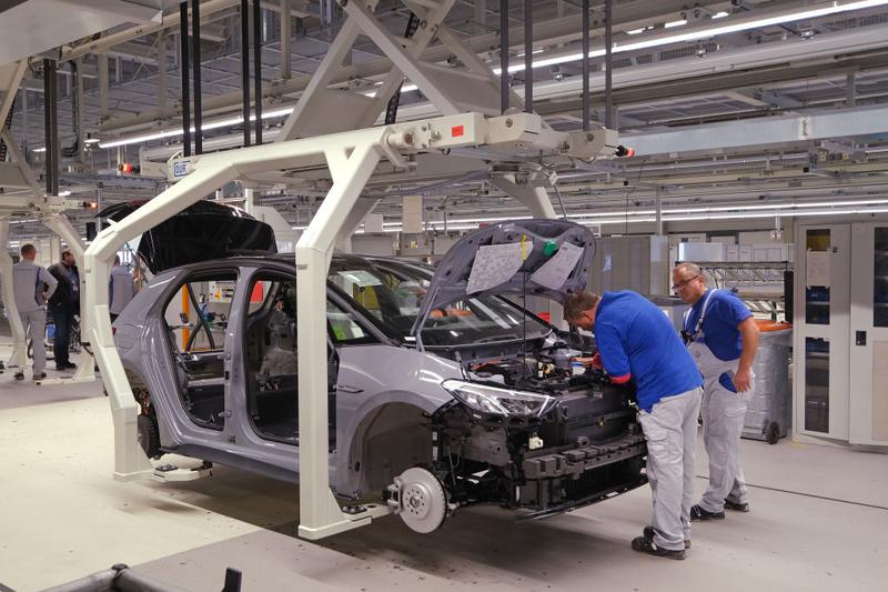 Inwestycje zagraniczne w polską motoryzację