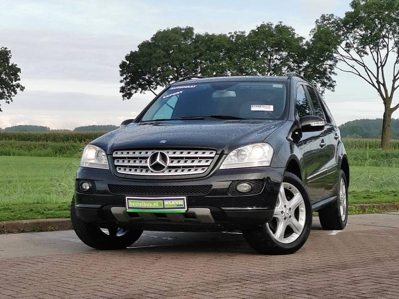 Lokalizacja akumulatora Mercedes ML