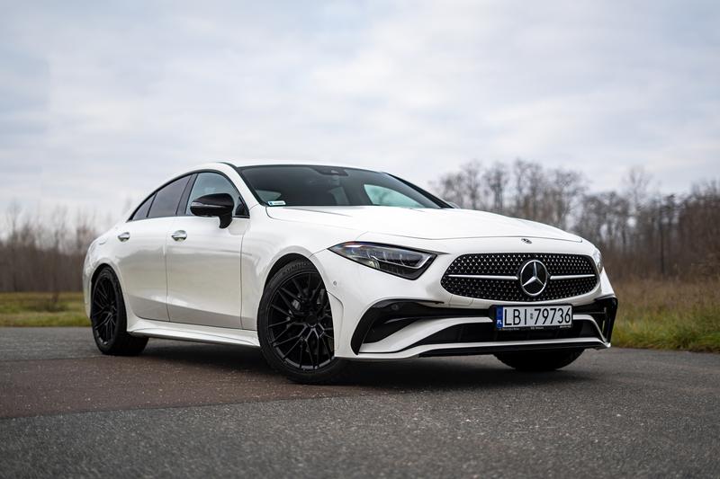 Porównanie benzyny i diesla CLS