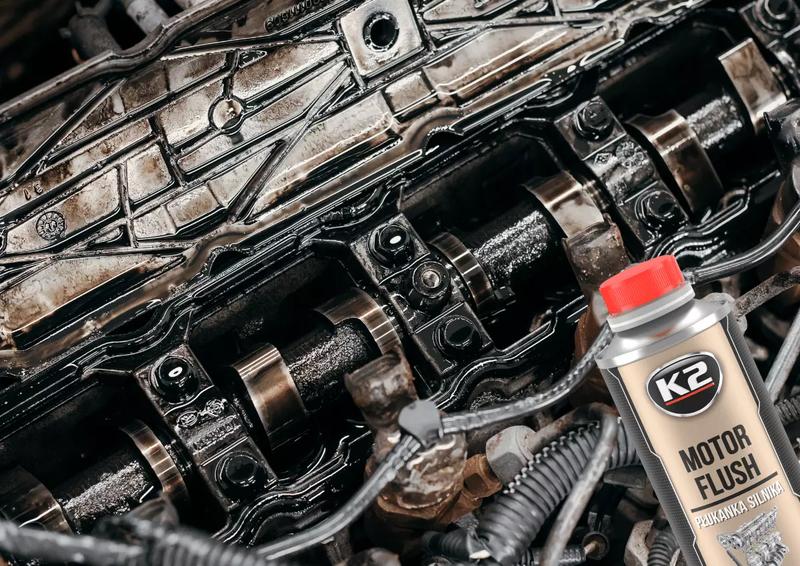 Czy warto płukać silnik przed wymianą oleju? Sprawdź, co musisz wiedzieć!